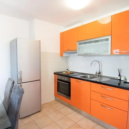 Apartamento Sunny - By The Sea Sutivan